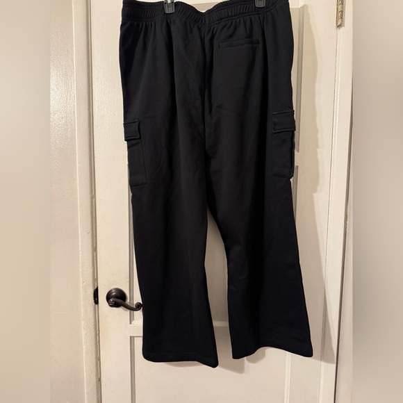 Fabletics Cozy Fleece Wide Leg Cargo Sweatpant Sz 2x short - Picture 7 of 8